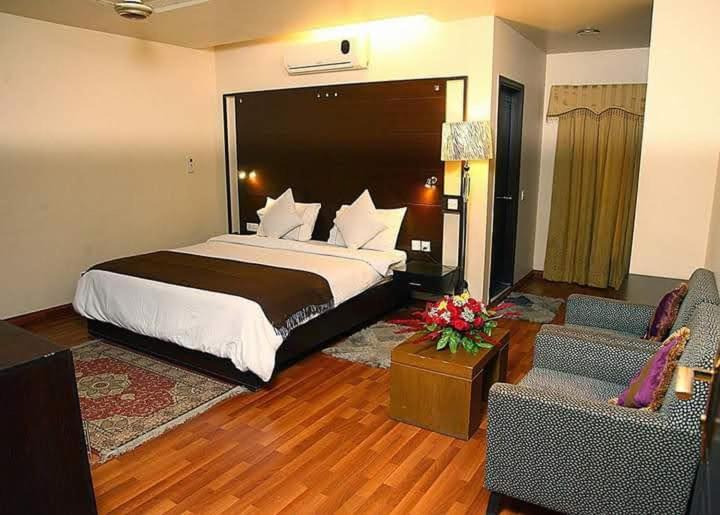 Hira Guest House 카라치 외부 사진