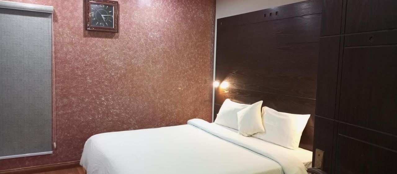 Hira Guest House 카라치 외부 사진