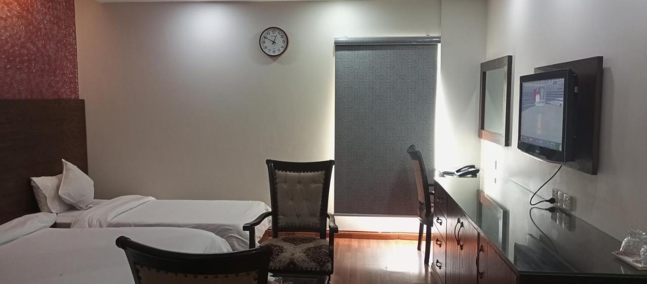 Hira Guest House 카라치 외부 사진