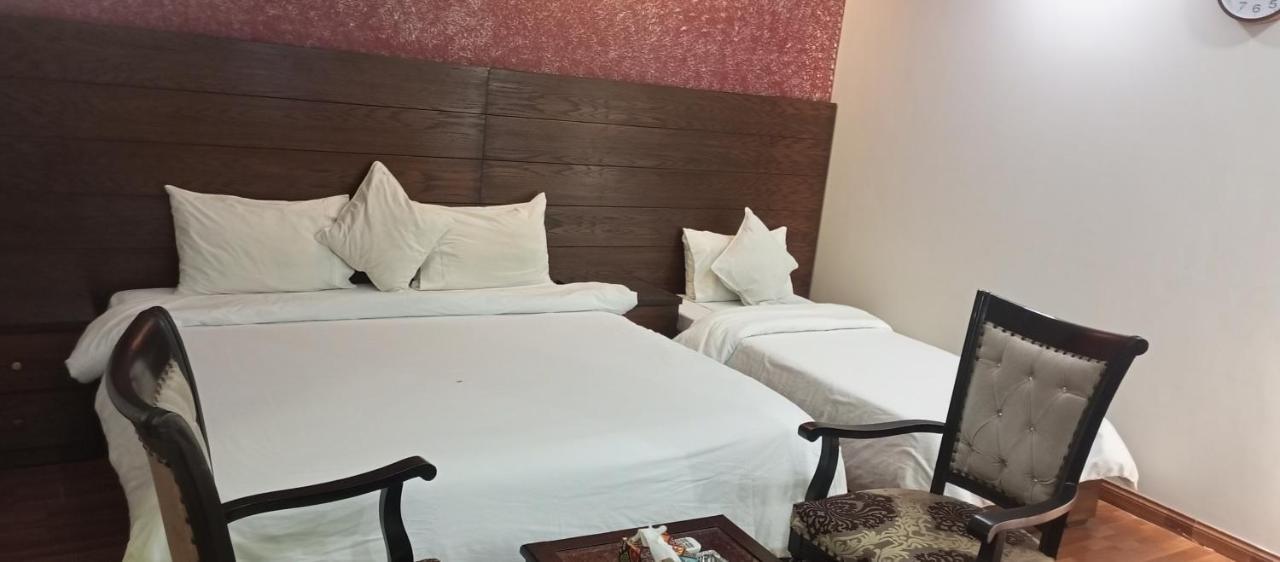 Hira Guest House 카라치 외부 사진